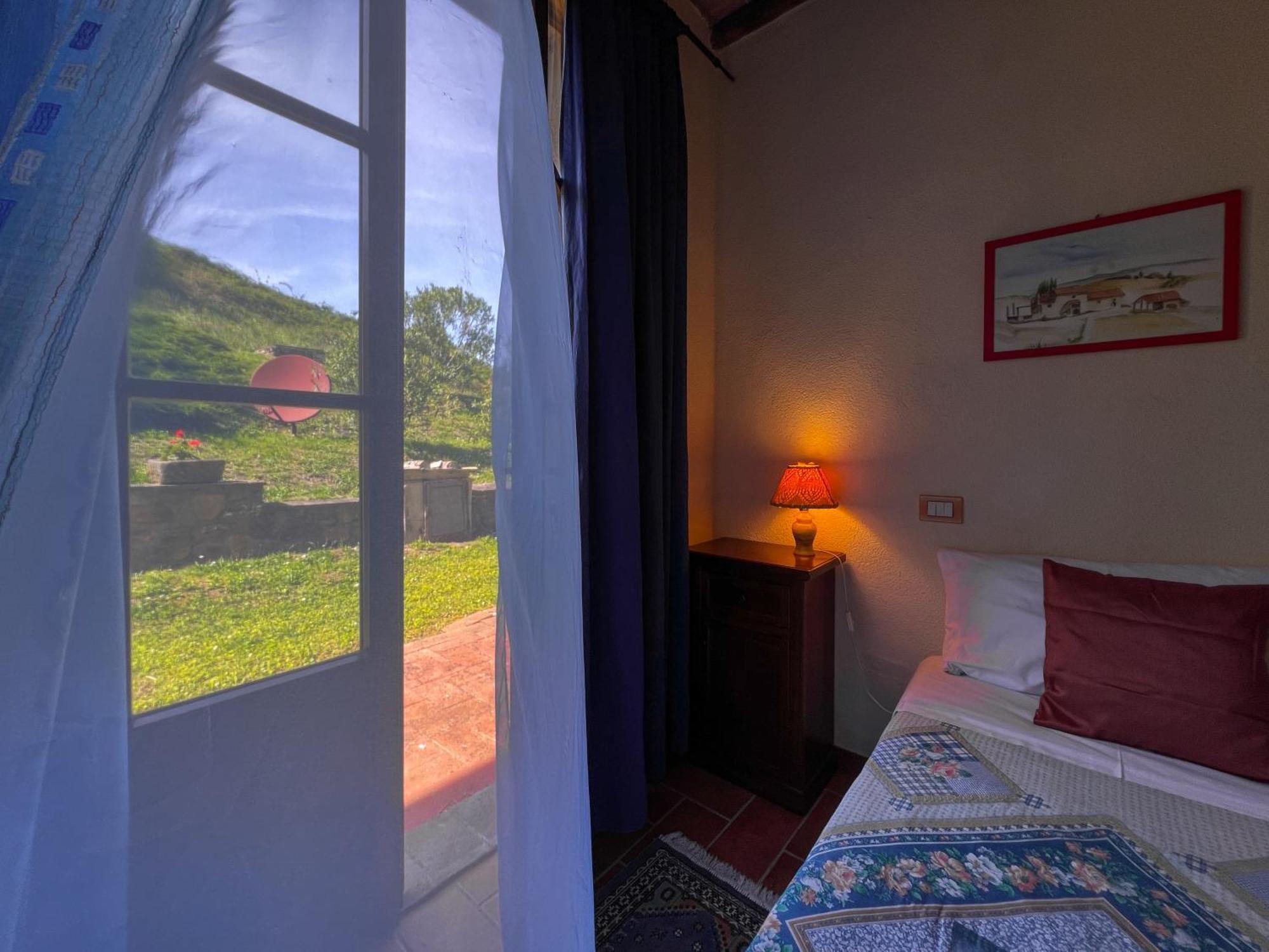 מונטה קטיני ואל די צ'צ'ינה Agriturismo Lucertola חדר תמונה